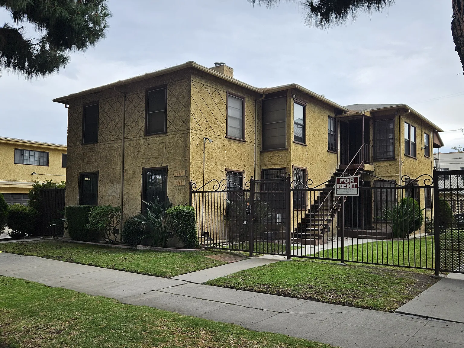 2 bed, $2,595 — Photo 1