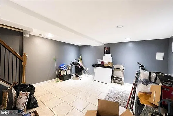 4 bed, 1120 sqft, $2,350 — Photo 4