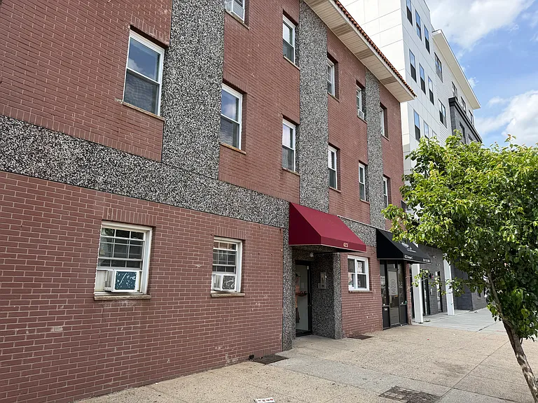 423 Avenue C #203 — Photo 15