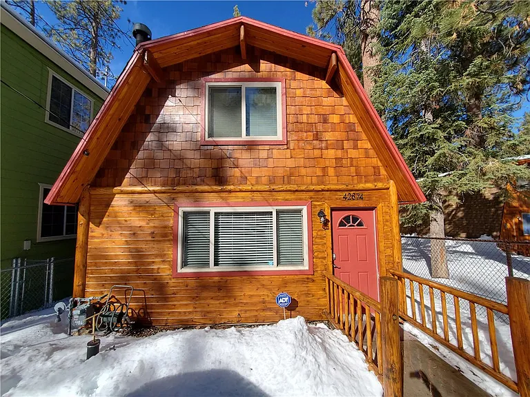 42674 Cedar Ave — Photo 6