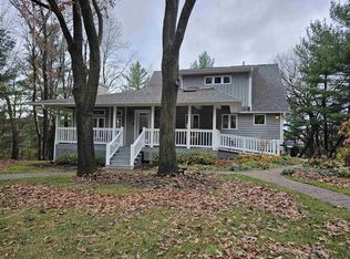 E2391 Cardinal Ct, Waupaca, WI 54981