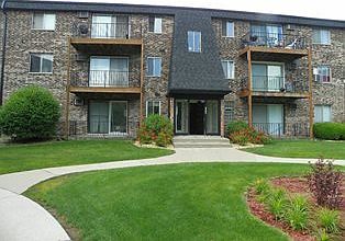1st image of 1013 E 194th St APT 102