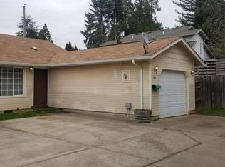 560 Boardwalk Pl, Cottage Grove, OR 97424