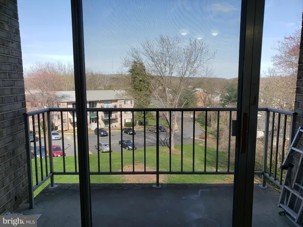 12701 Lotte Dr APT 302, Woodbridge, VA 22192