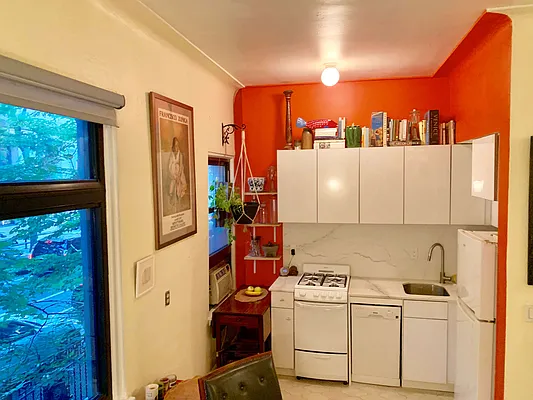 Rented by Brown Harris Stevens | media 2