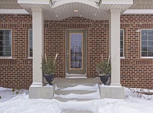 2029 Cobblestone Dr, Cologne, MN 55322