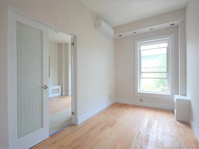 1310 Dean St #4 — Photo 3