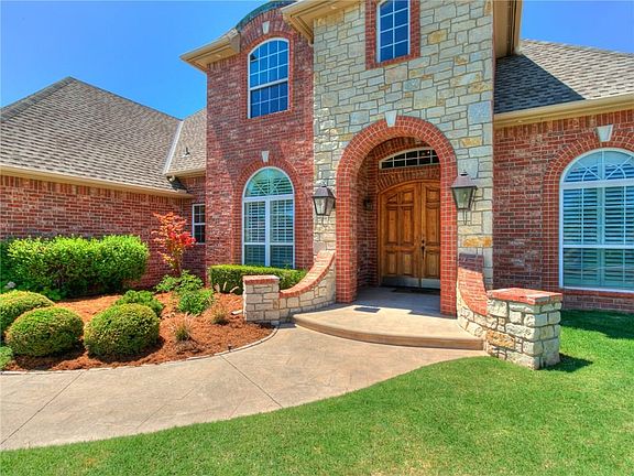 3rd image of 6550 Belmar Cir