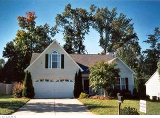 3709 Queenswood Ln, Jamestown, NC 27282