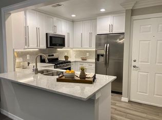 Fairfield Jericho Townhomes, Westbury, NY 11590