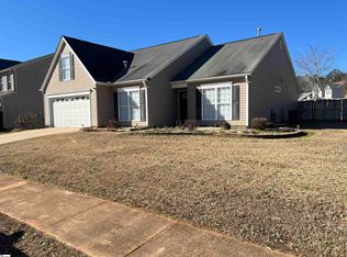 561 Cromwell Dr, Spartanburg, SC 29301