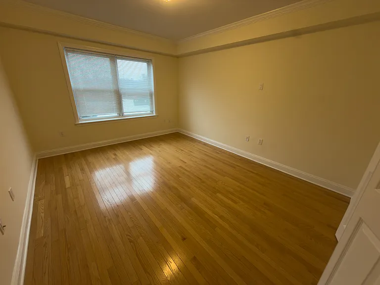 172 Sherman Rd — Photo 13