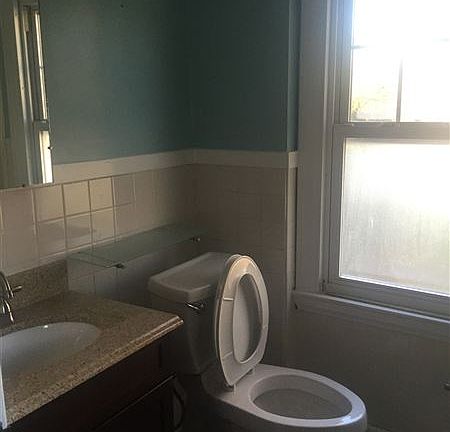 6 Bathroom