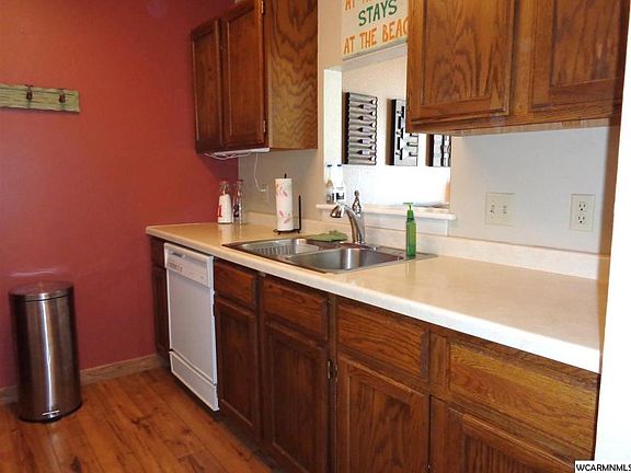 4th image of 151 Lake Ave N APT 305C