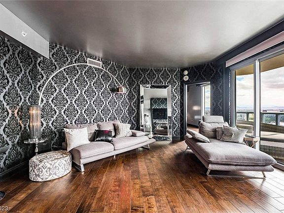 2nd image of 222 Karen Ave Unit 1901