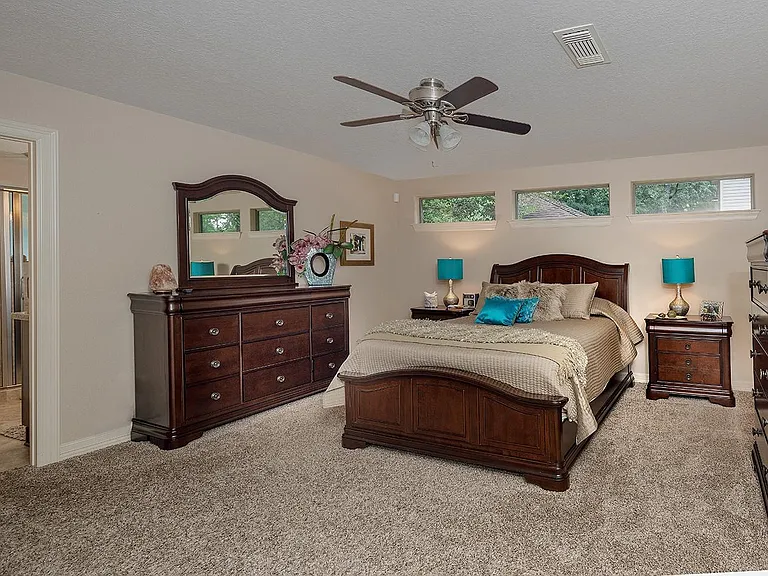 4 Postvine Ct — Photo 18