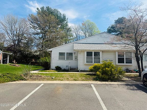2nd image of 157 Hudson Parkway #A