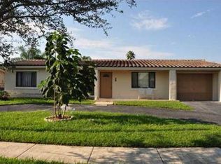 5860 SW 17th St, Plantation, FL 33317