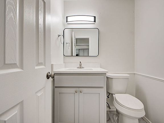 5th image of 2112 Melrose Dr #1