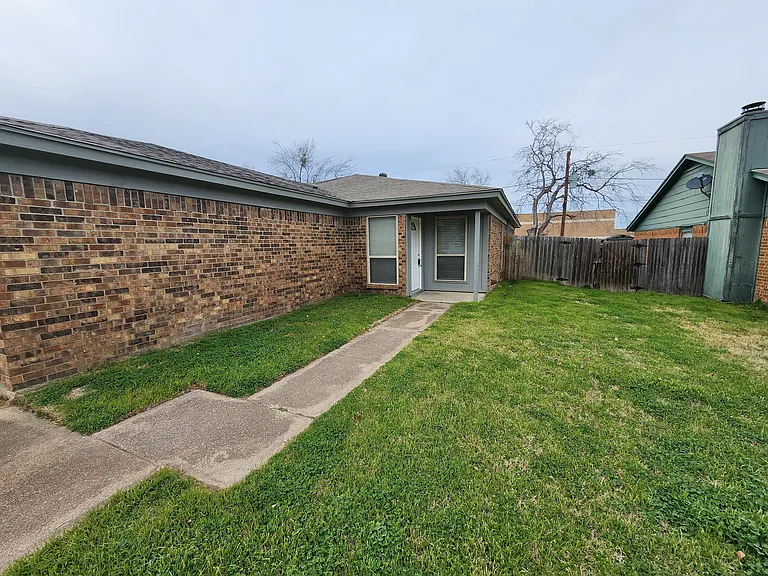 348 Spring Branch Ln — Photo 7