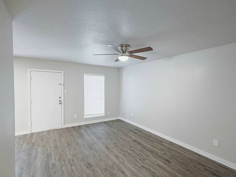 Arcata Townhomes — Photo 45
