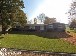 117 Duesenberg Dr, Conrad, IA 50621