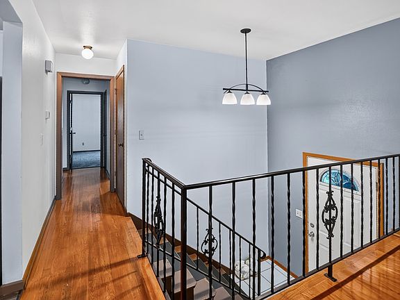 5th image of 10 Brompton Cir #10