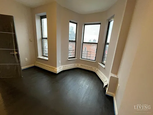 Rented by NY Living Solutions | media 15