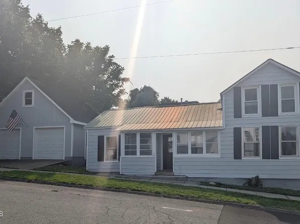 101 Glebe Street, Johnstown, NY 12095