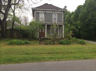 311 E Chase St, Springfield, MO 65803