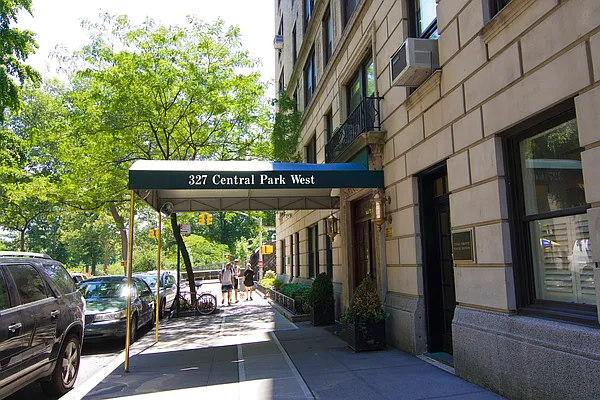 Rented by Douglas Elliman | media 3