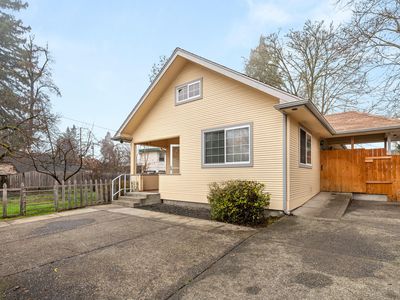 340 SW L St, Grants Pass, OR, 97526