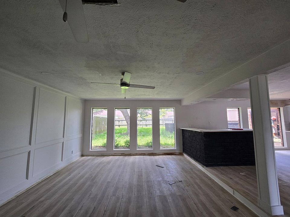 2nd image of 10139 Sagemill Dr