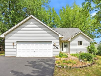 31225 Peninsula Ave, Lindstrom, MN, 55045