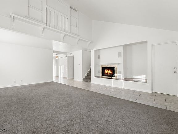 4th image of 4878 Castle Rock Ct