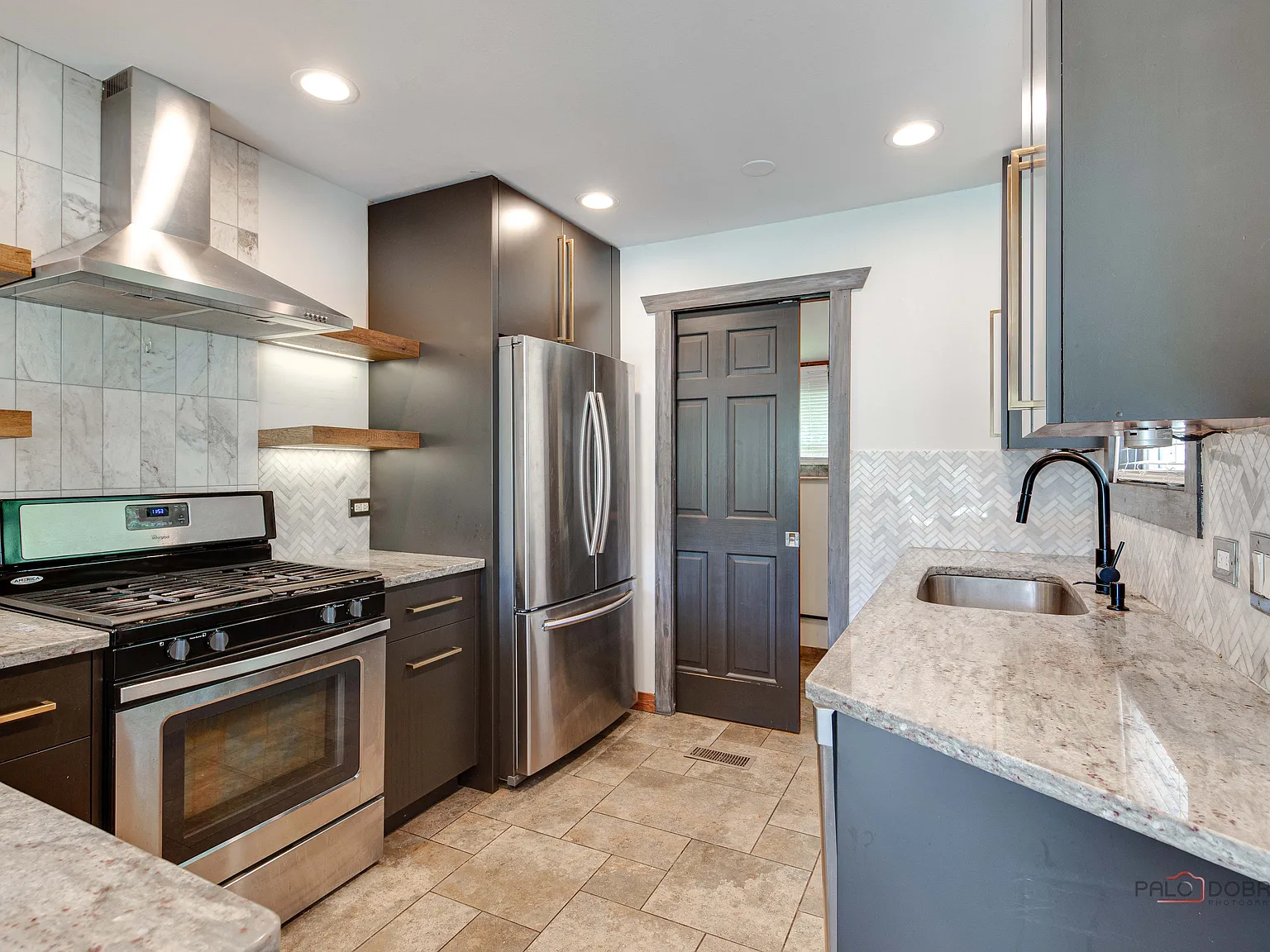 2 bed, 1113 sqft, $2,650 — Photo 1