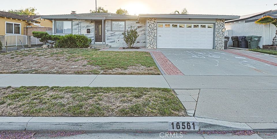 1st image of 16561 Monroe Ln