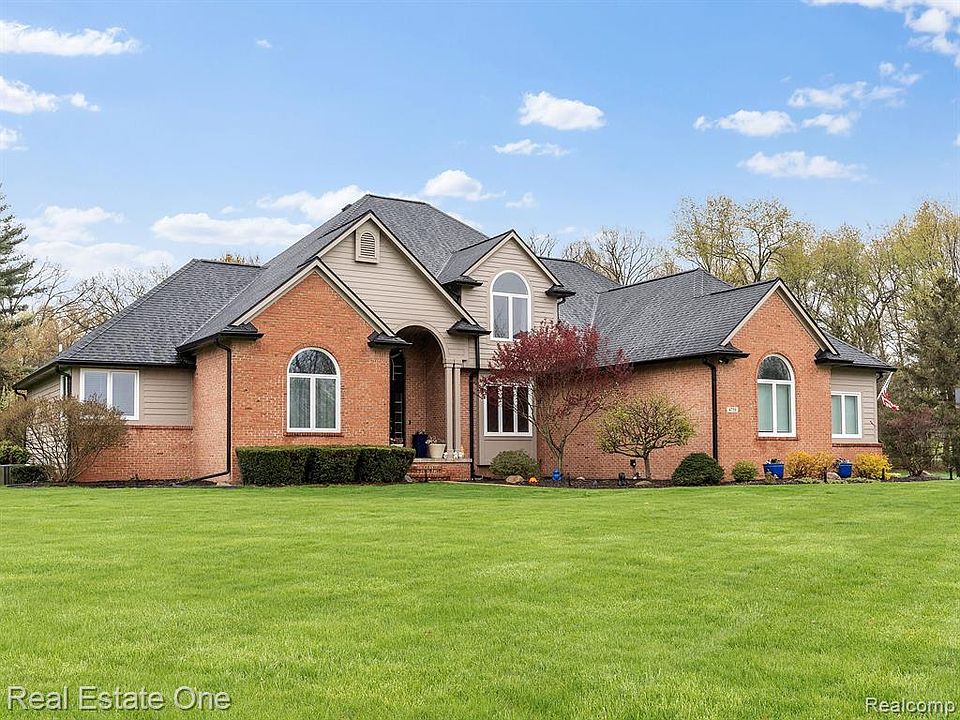 4750 Edinburgh Dr, Howell, MI 48843 Zillow