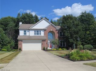 19091 Blue Spruce Dr, Strongsville, OH 44149