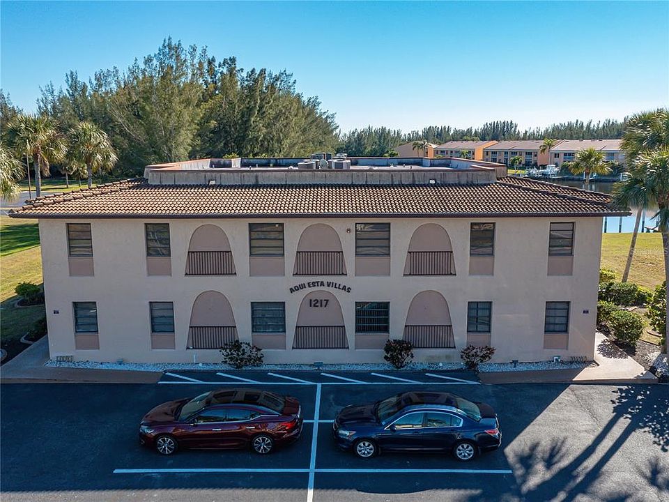 1st image of 1217 Aqui Esta Dr APT 4