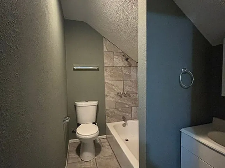 1706 S Arlington Ave — Photo 19