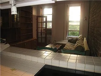 Rented by R New York