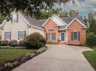 16 Shannon Ridge Ct, Greenville, SC 29615