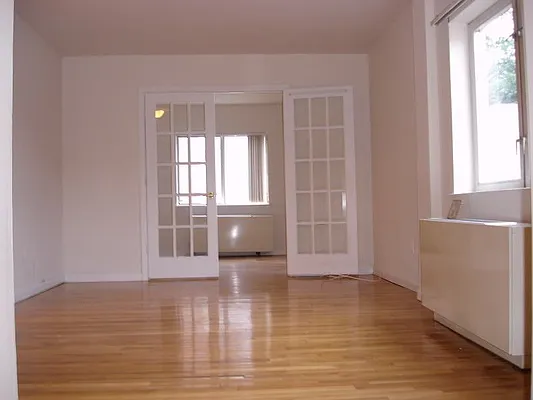 Rented by Bahar Management | media 2