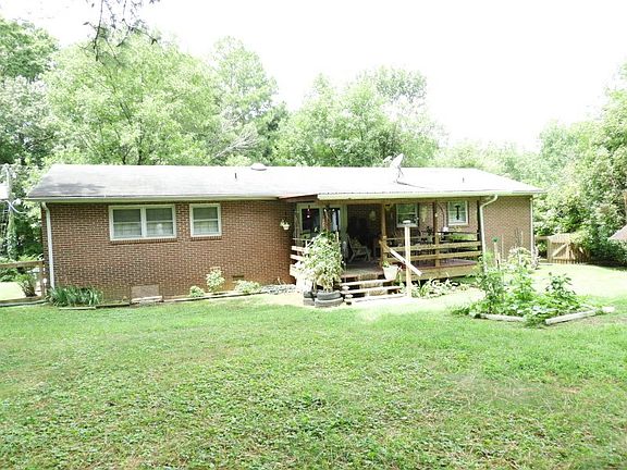 5th image of 330 Pettus St
