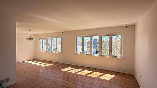 35 Jaffe St #2 Photo 1