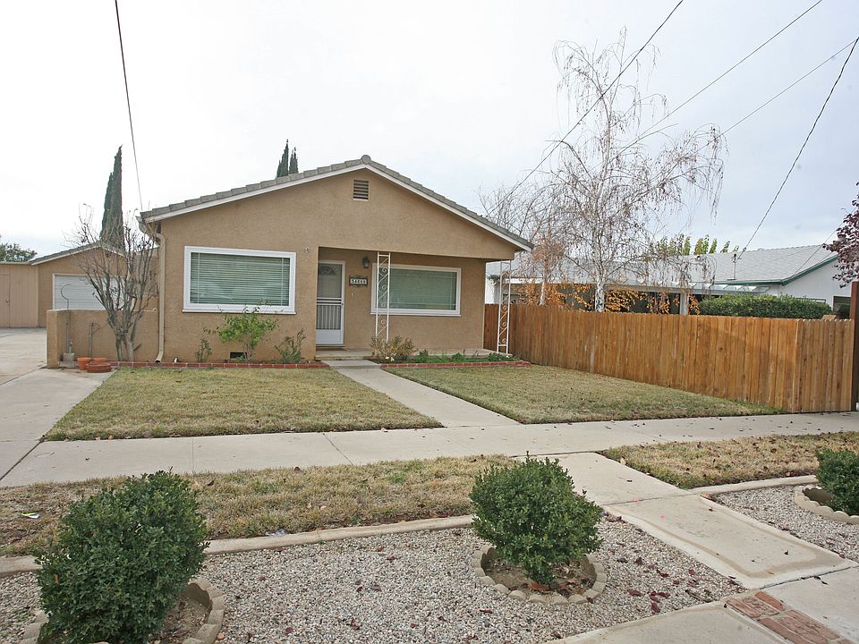 1st image of 34655 Avenue D