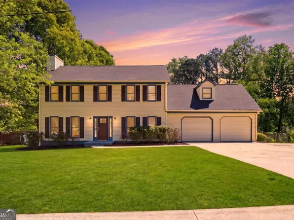 2620 Wicklow Way, Powder Springs, GA 30127