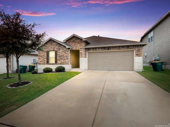 8731 ANTON SCHUMANN DR, Converse, TX 78109