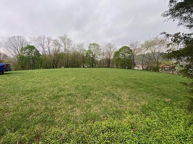 2nd image of LOT-100A Ivanhoe Rd